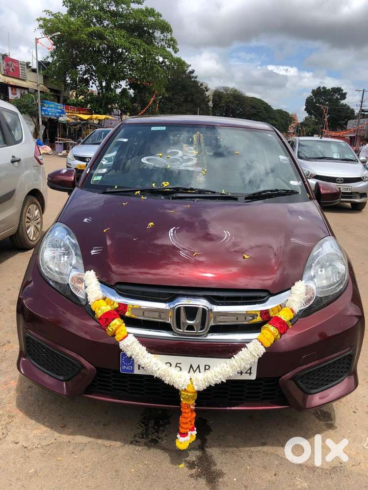Honda Amaze 2016 Petrol Well Maintained