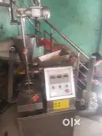 Momo machine
