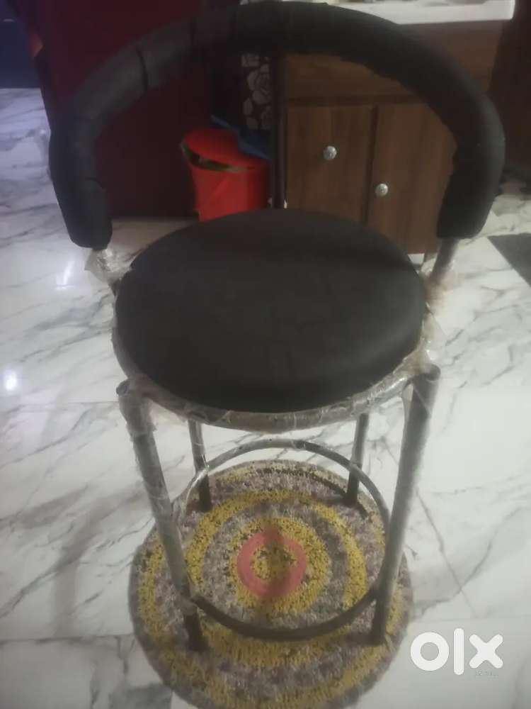 Selling a stool