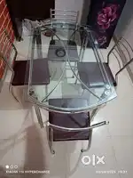 Dinning table very good condition