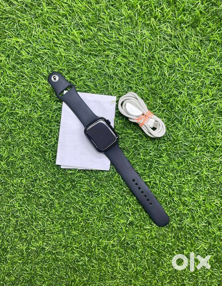 Apple Watch Series 9 GPS (45MM) Midnight Color Indian 94% Health