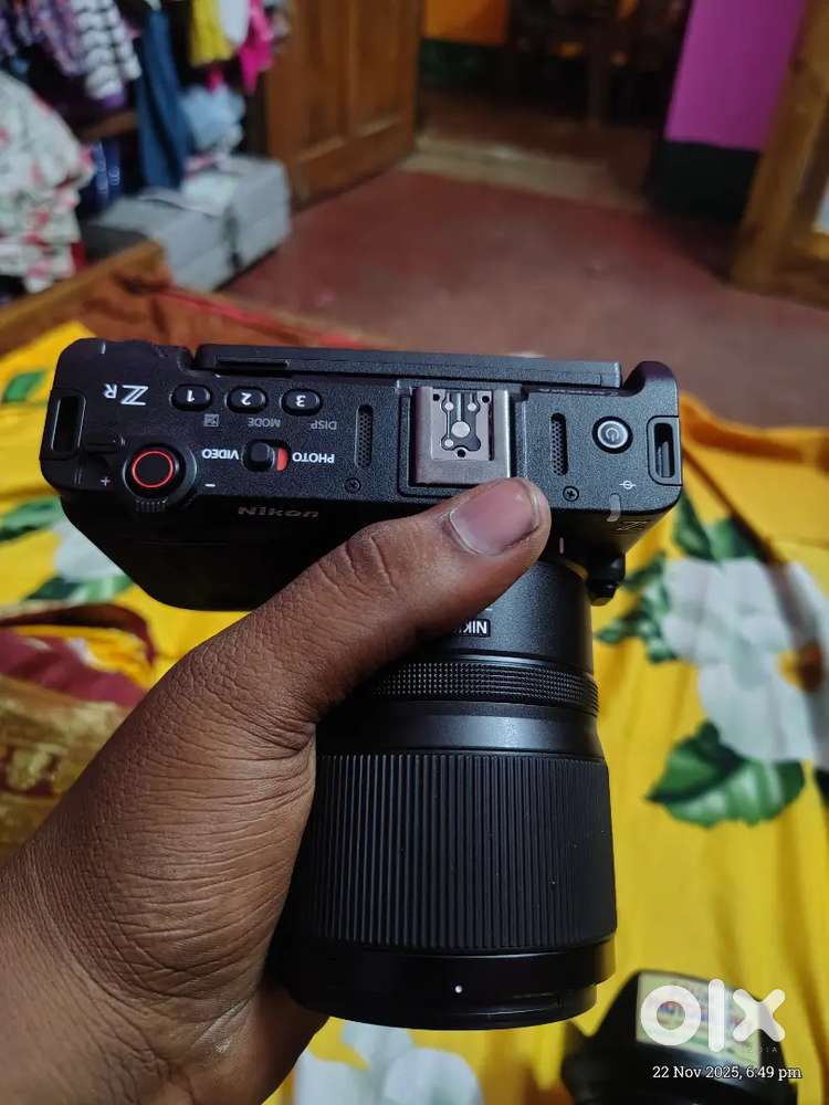 NIKON ZR 25 DAY CAMERA