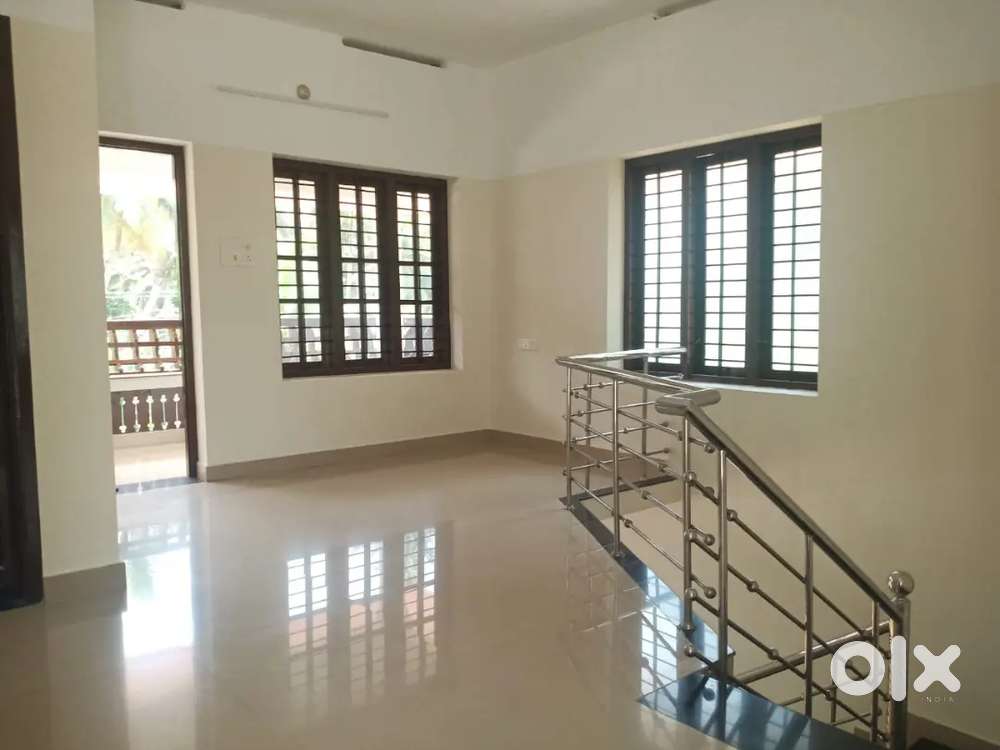 3000 Sqft 8 Cent Commercial Property for Sale at Kannammoola Bridge