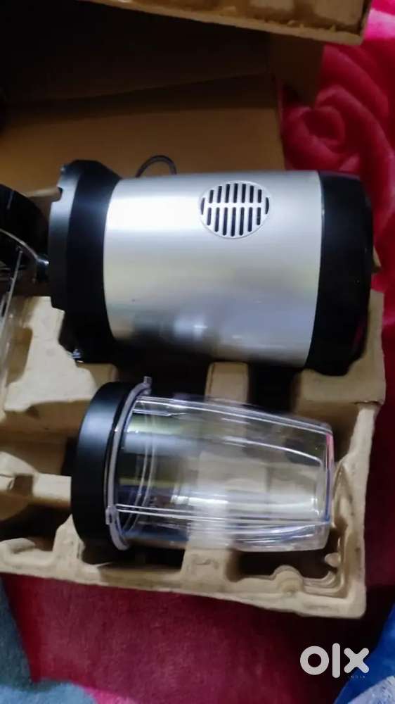 Wonderchef's seal packed nutri blender
