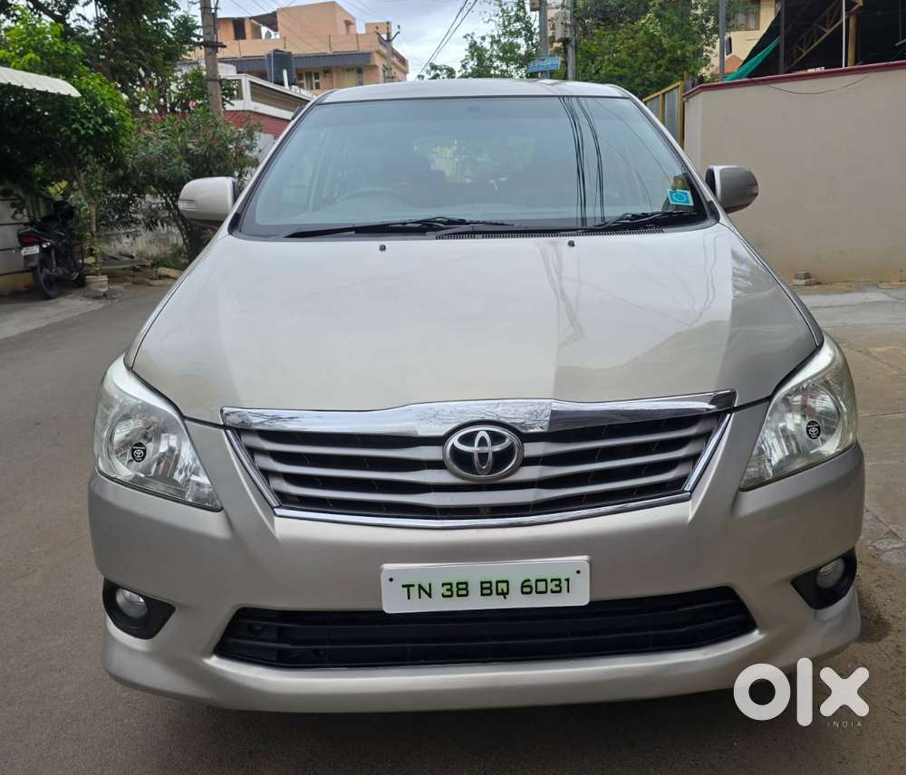 Toyota Innova 2.5 VX 8 STR, 2012, Diesel