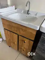 PREMIUM VANITY WASH BASIN
