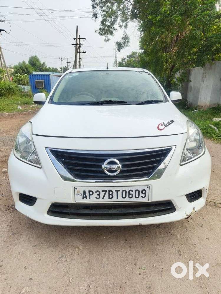 Nissan Sunny XL CVT, 2012, Diesel
