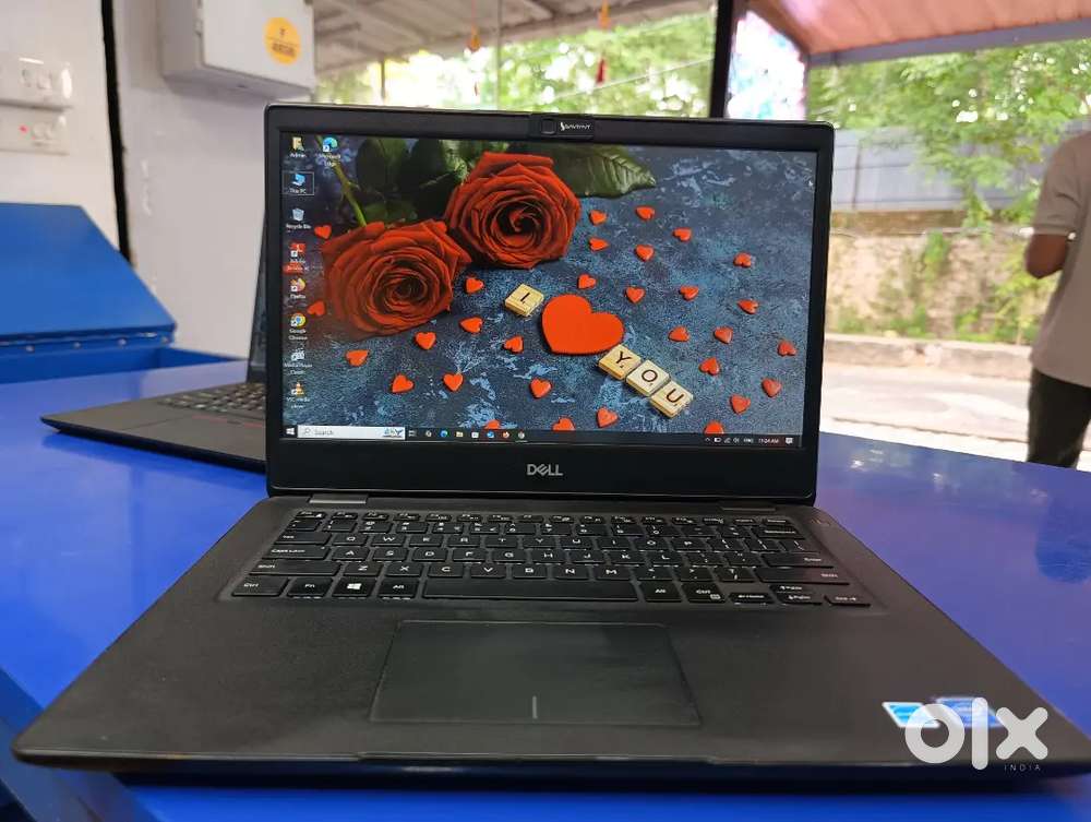 Dell laptop only 9000