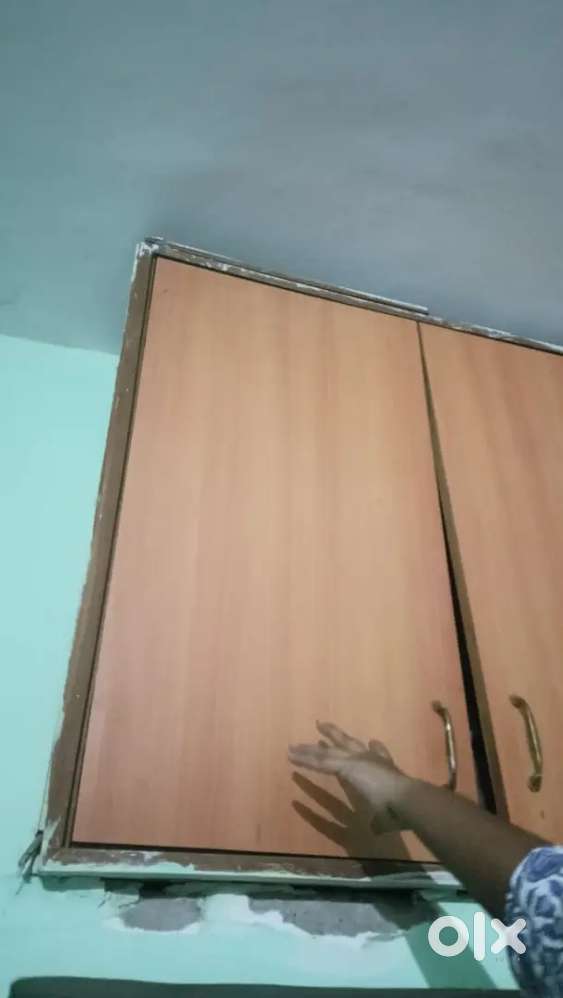 Need single girls or young ladies for care taker for home.