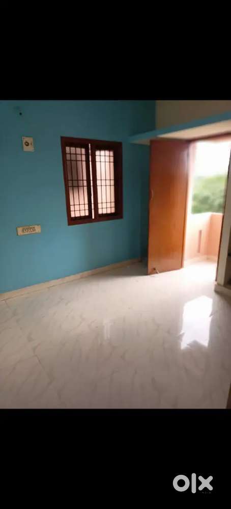 AVADI 2BHK FLAT FOR RENT with 2 balconies in 2 rooms available