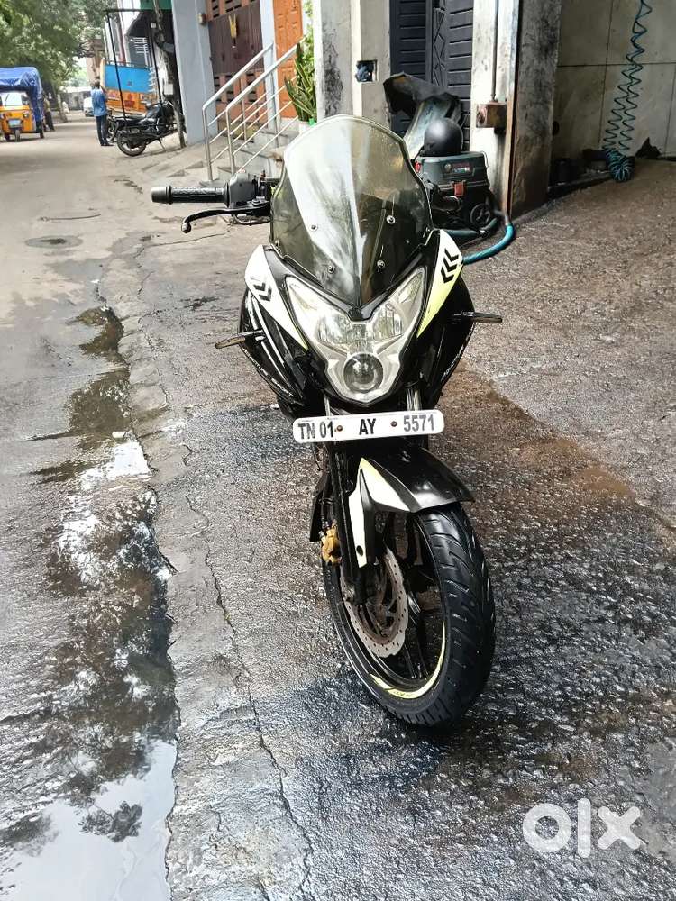 Bajaj AS200