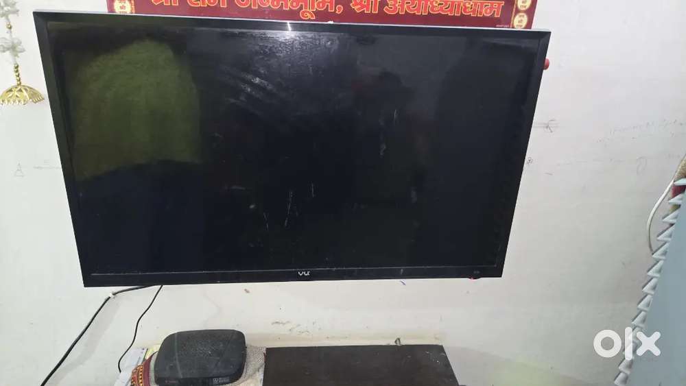 Vu, 32inc led with good condition