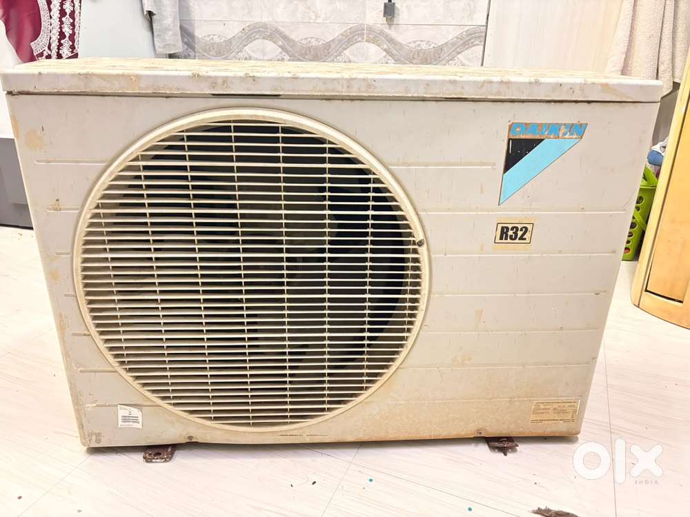 For Sale: Daikin 2 Ton Air Conditioner (Excellent Condition)