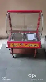 PATIES DISPLAY CASE
