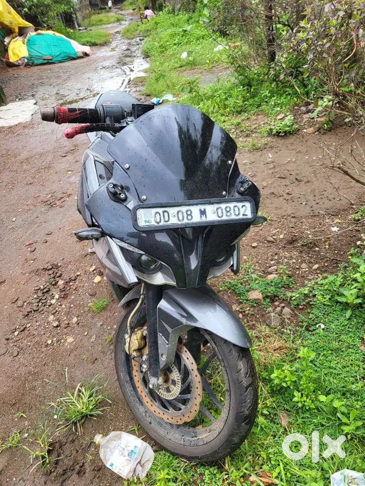 Pulsar RS 200 with Fully new condition