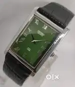 SEIKO SLIM SQ QUARTZ  ROMAN NUMBER GREEN DIAL TANK WATCH
