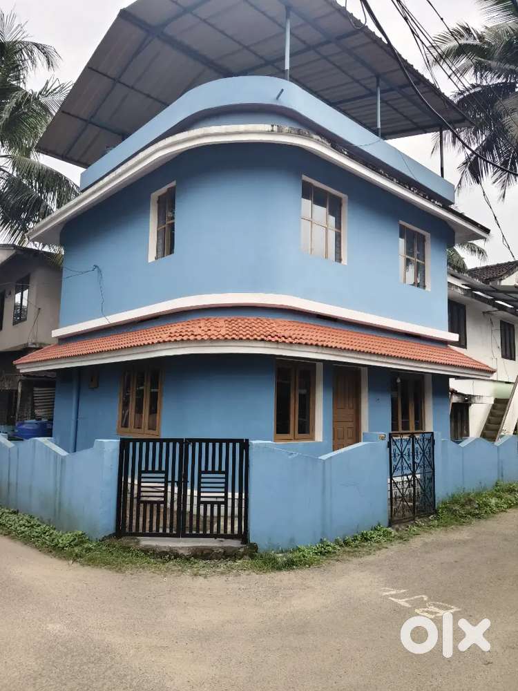 2 BHK Independent House For Rent near Punkunnam, Thrissur Town