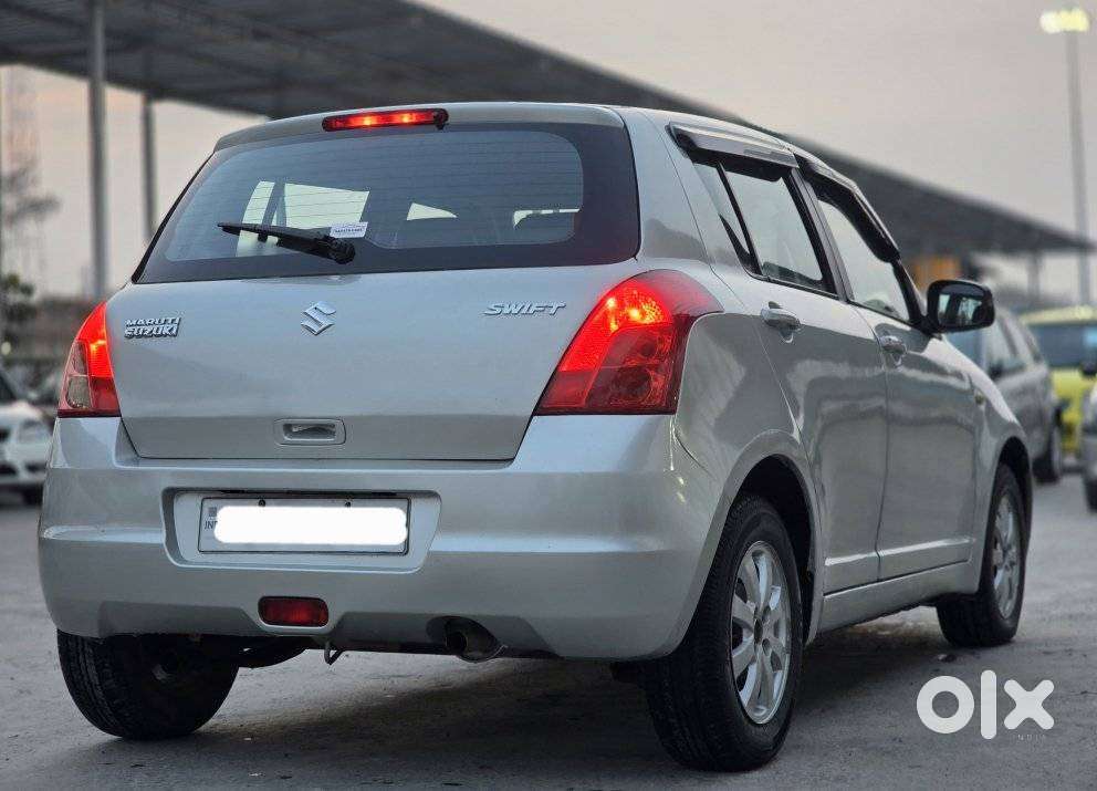 Maruti Suzuki Swift 2004-2010 ZXi BSIV, 2010, Petrol