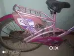 girls cycle