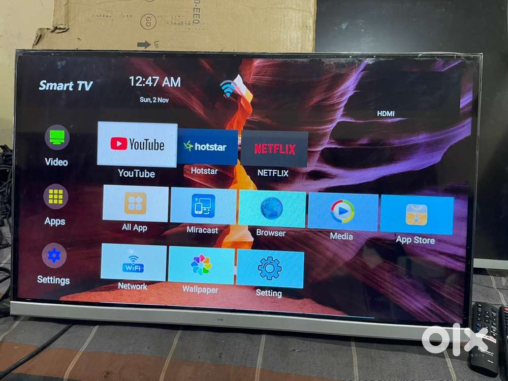32 inch smart tv with remote