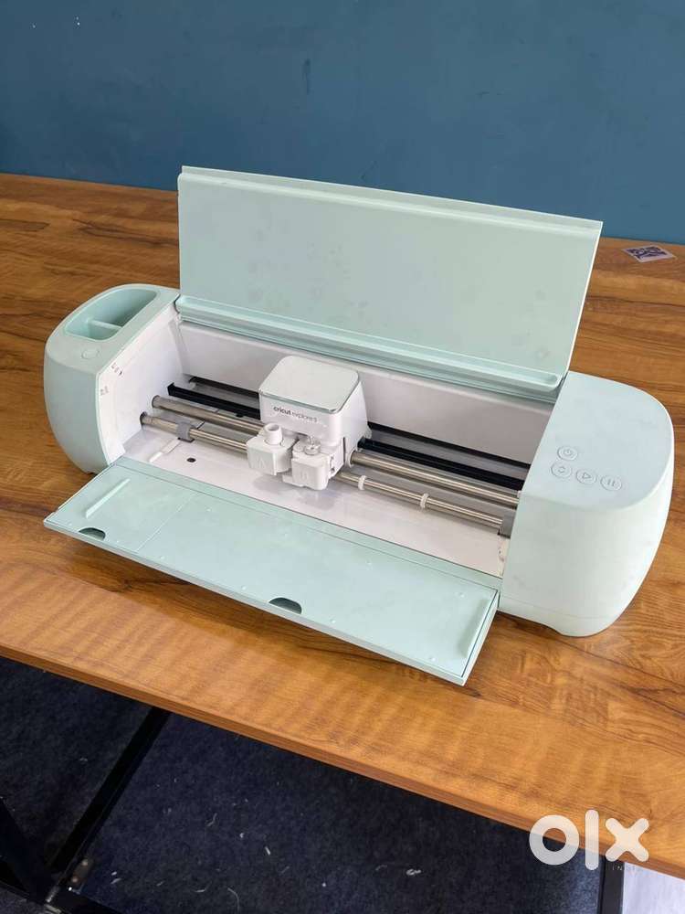 Cricut Explore 3 Cutting Machine  Perfect for T-Shirt & Craft Work