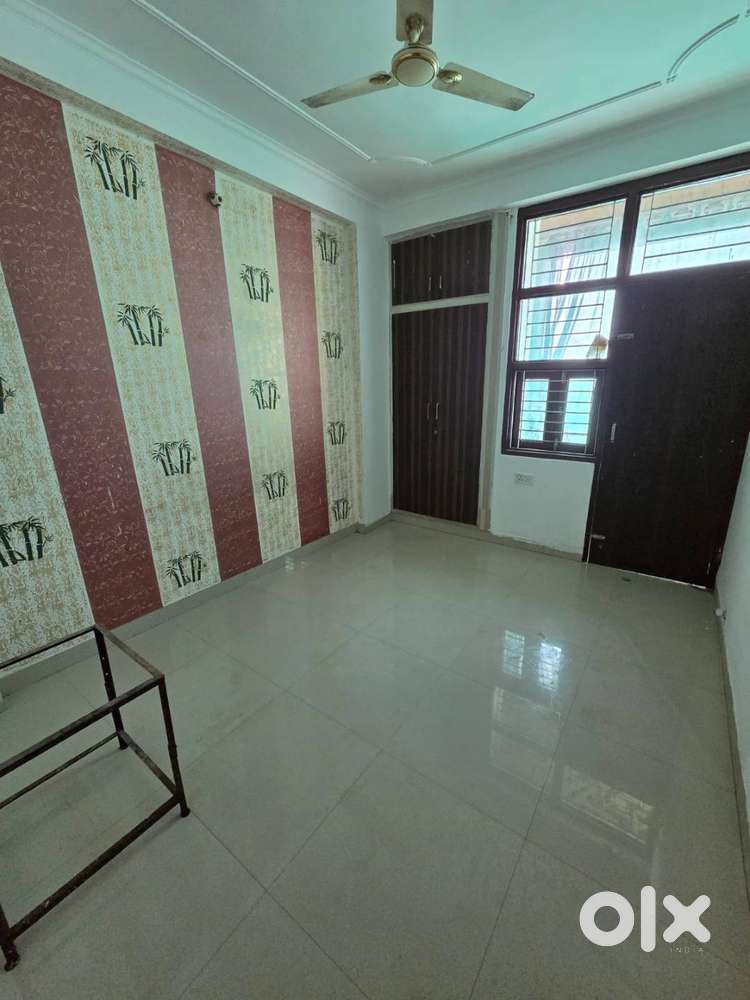 Ready-to-Move 3BHK Flat – Perfect for Families