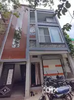 Very prime location, only 200 meter from main road.