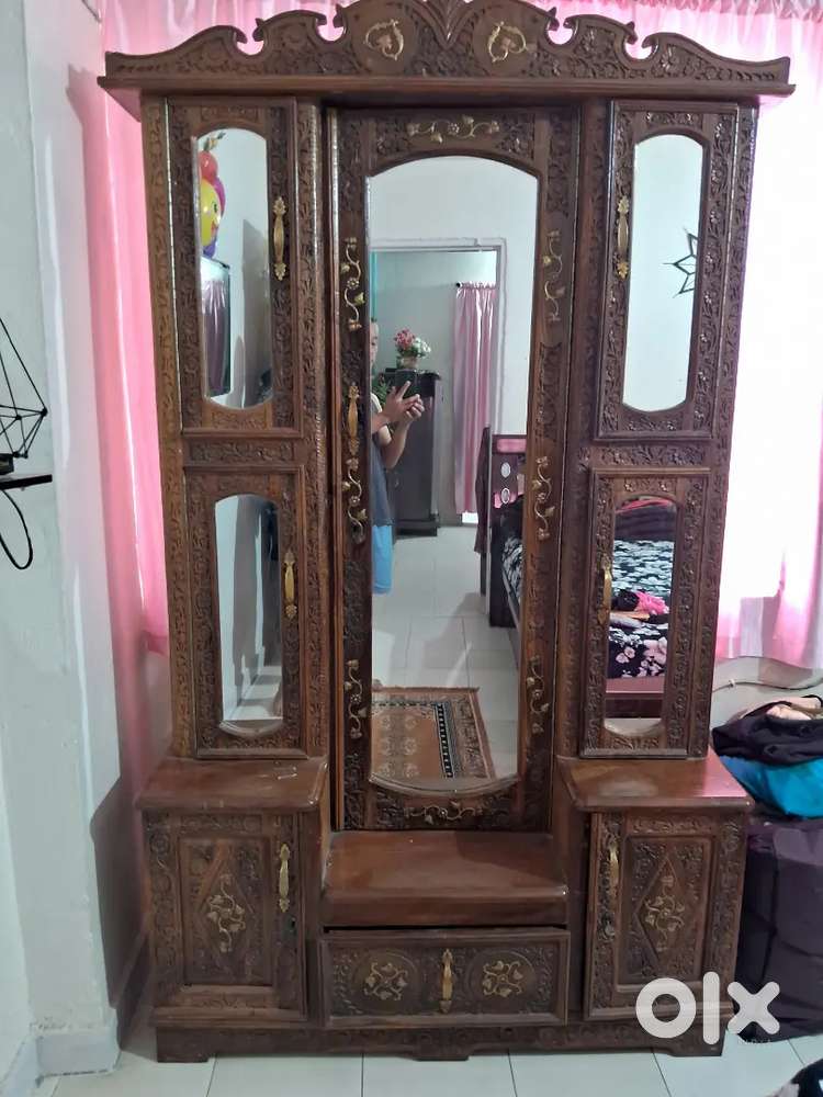 Dresing mirror