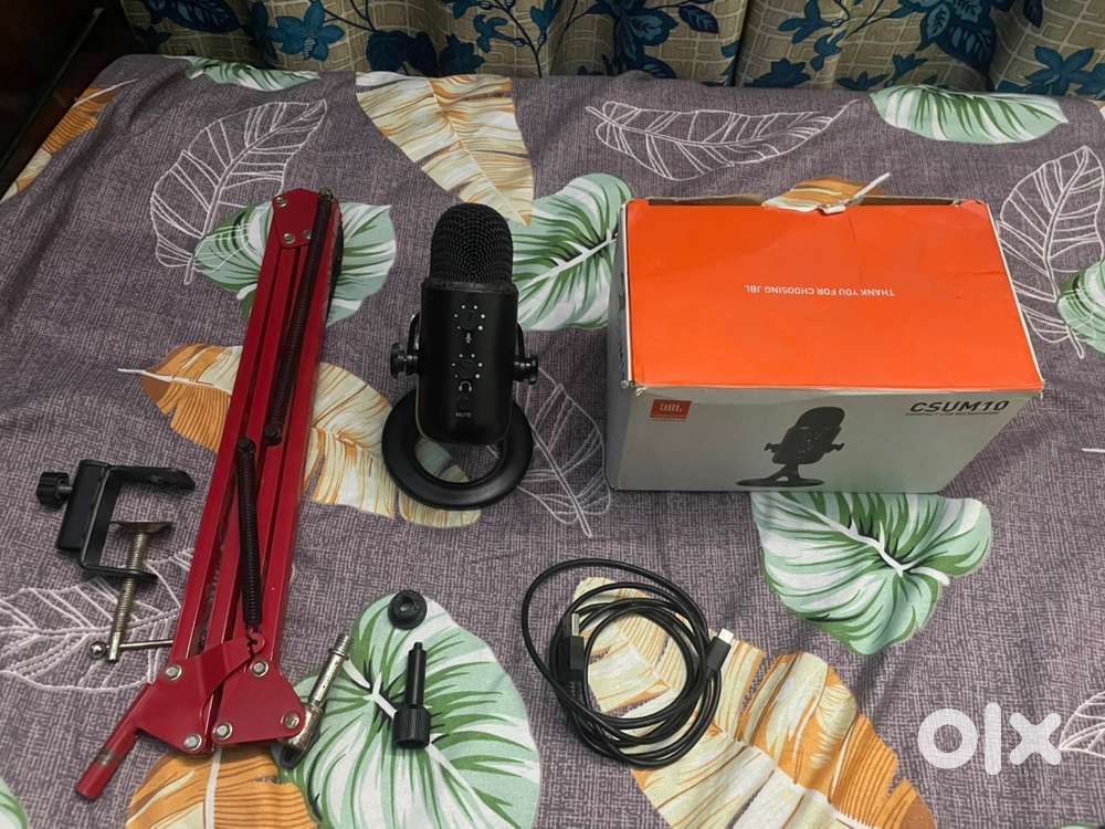 Condenser Mic - JBL CSUM10 with full kit + boom arm stand