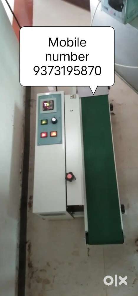 Pouch packing machine