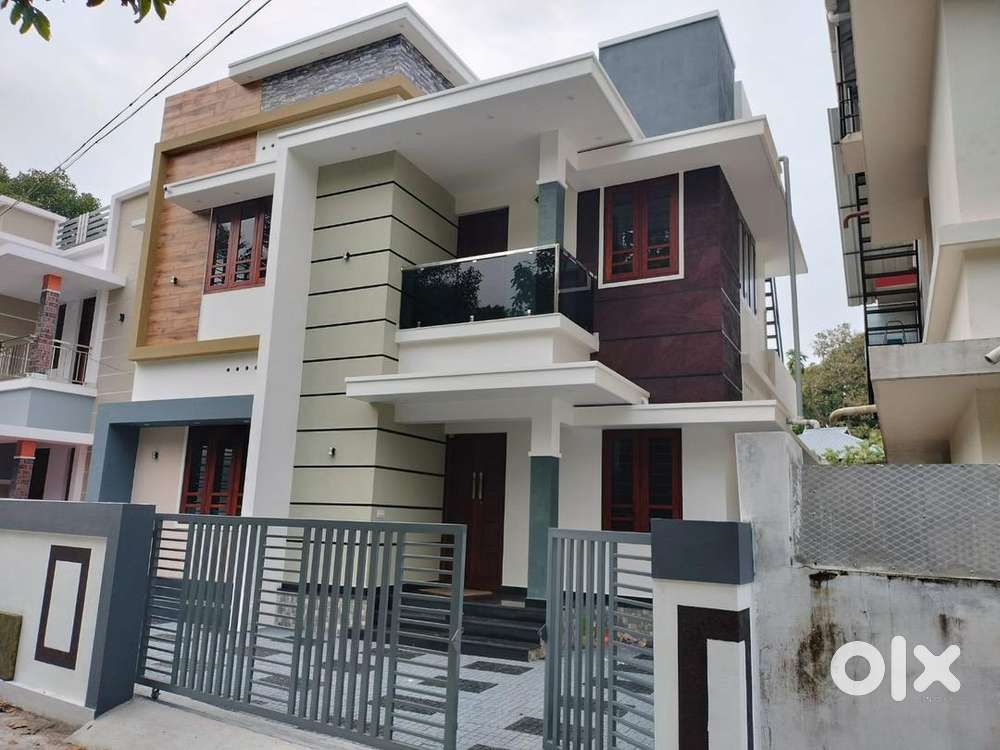 Paravoor , kaitharam,3 bed new house,48 lakhs nego