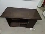 Computer table
