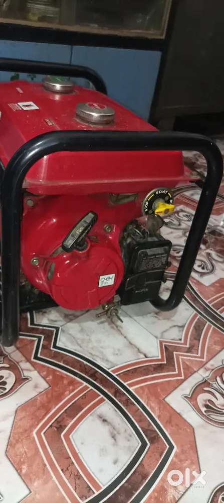 HONDA Genarator ebk 600 like new