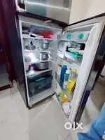 Selling a samsung fridge