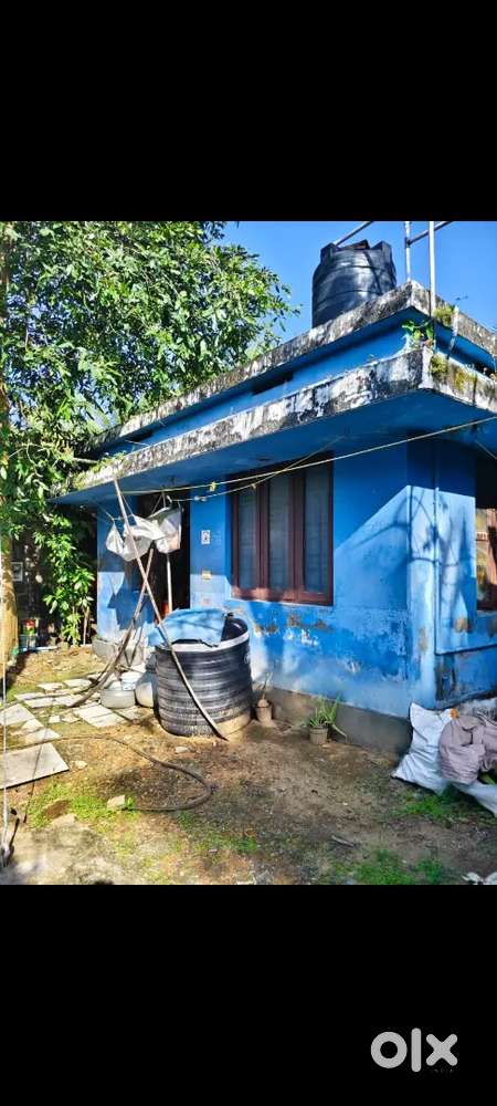 House for sale vaduthala 1500000
