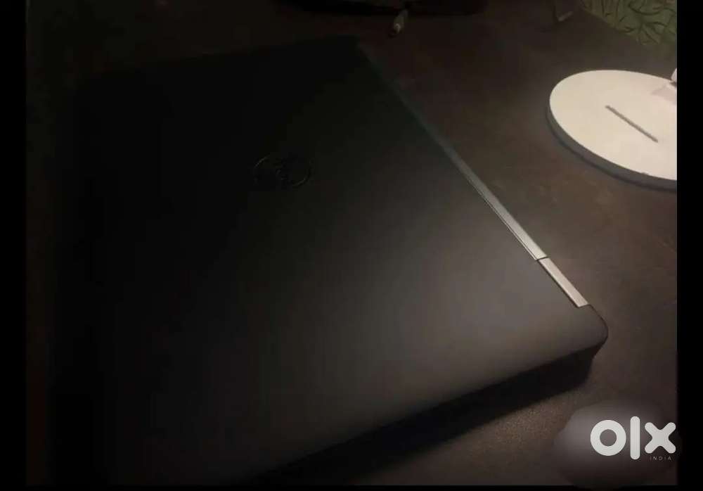 DELL LATITUDE E7470 i7 , 24gb Ram, 512 SSD