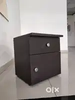 BRAND NEW SIDE TABLE