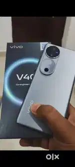Vivo V40 5G 8/256gb only 7 month old bill box charger