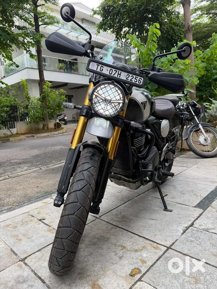 Triumph Scrambler 400X