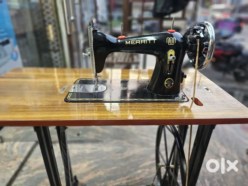Merrit sewing machine with 8 years roughly used