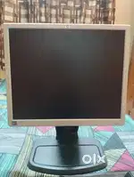 5 Monitors and 2 CPU's for Sale (Read Description)