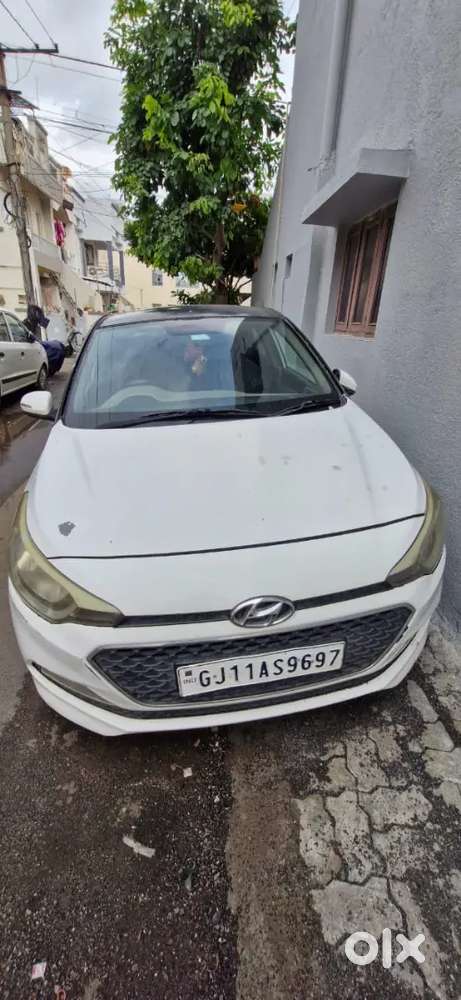 Hyundai Elite i20 2015 Petrol 100000 Km Driven