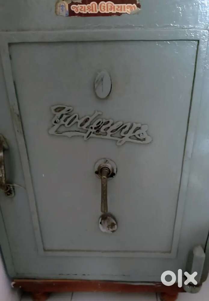 Antique Godrej Heavy Tijori available for sale