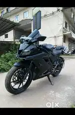 Yamaha R15 V3