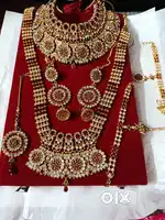 Artificial jewellery sets