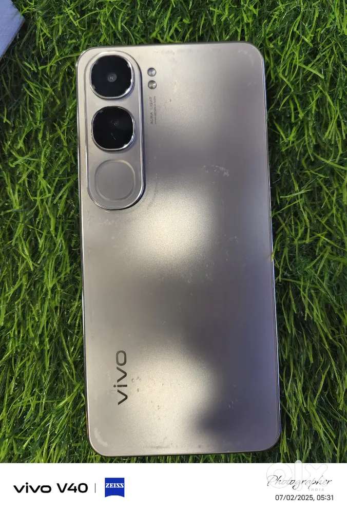 Vivo y300 8/128