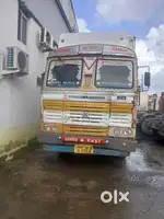 Ashok Leyland 1618/ 32Ft