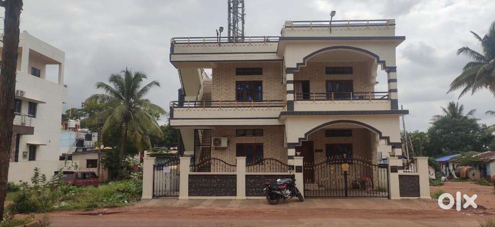 2BHK, house for rent on first floor, with car parking