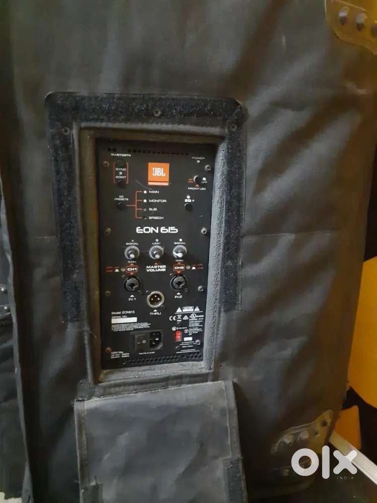 Single Jbl active 15' monitor and Subwoofer