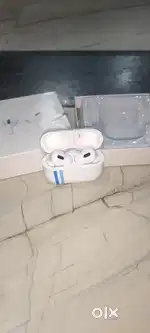 wireless earbuds